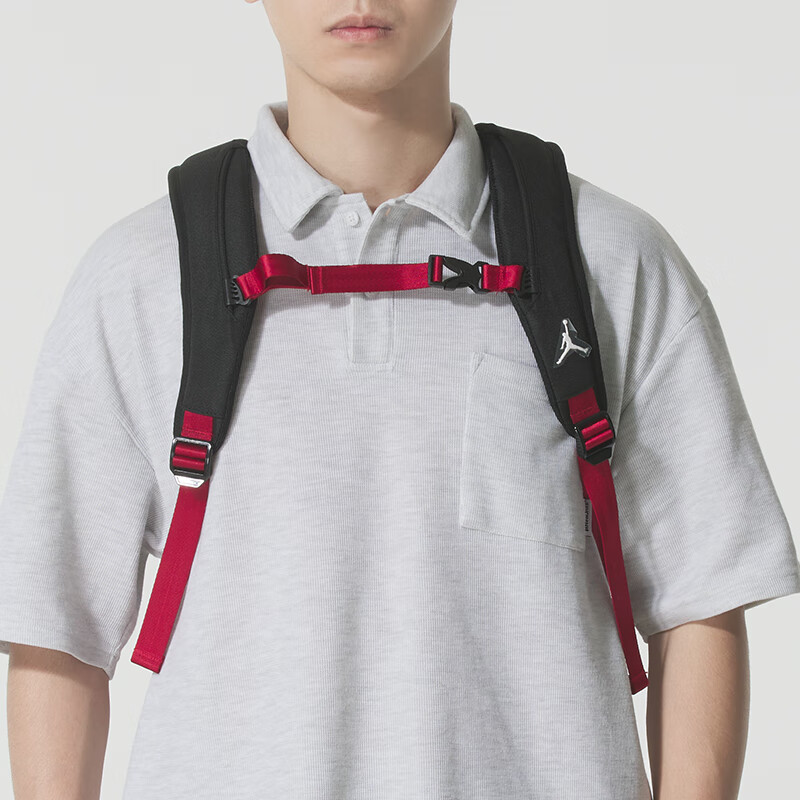 耐克（NIKE）冬季新款运动户外休闲时尚收纳背包 JD2423002AD-001高清大图