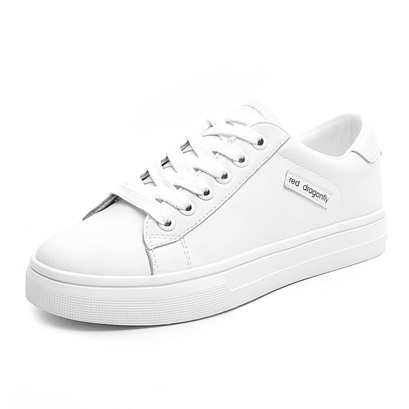 红蜻蜓小白鞋女春季休闲女鞋耐磨板鞋圆头校园风ins系带百搭运动鞋