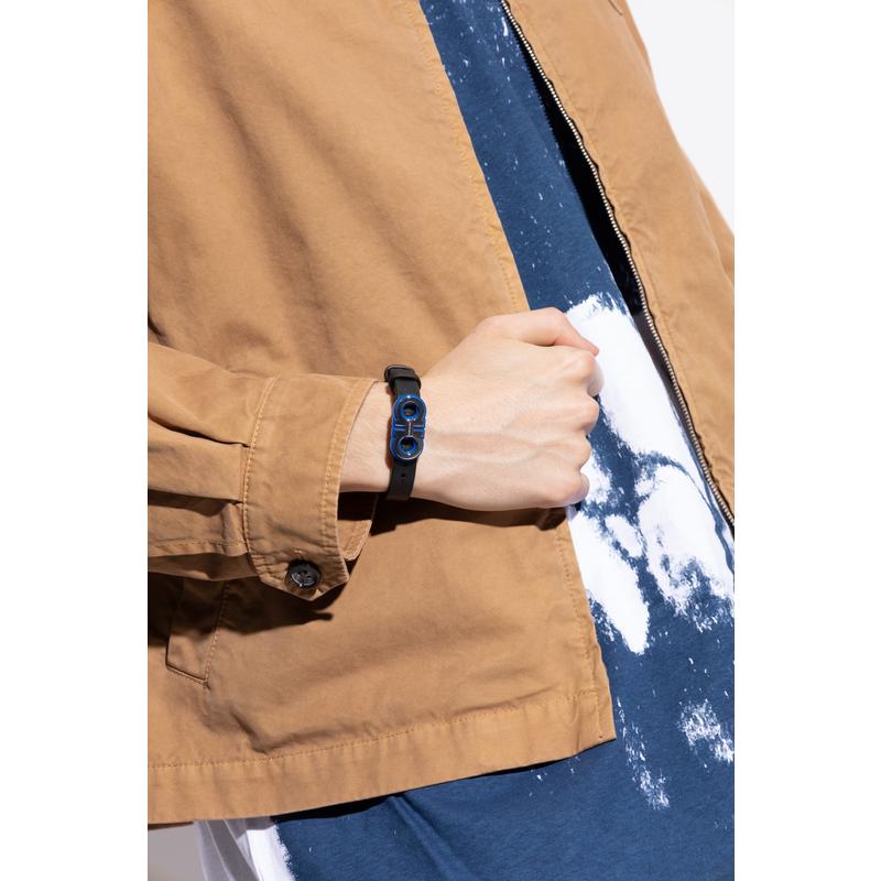 Salvatore Ferragamo男士黄铜小牛皮简约黑色潮流饰扣手链高清大图