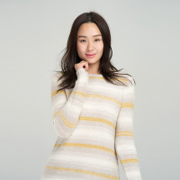 鄂尔多斯ERDOS 100%山羊绒圆领夹条羊绒衫女士针织衫毛衣