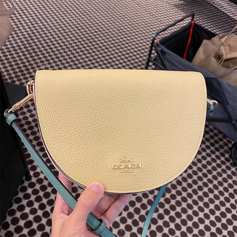 蔻驰coach女士ellen签名款小雏菊马鞍包时尚百搭欧美风经典印花单肩包