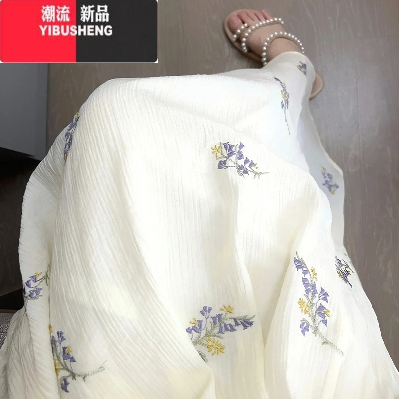 YIBUSHENG铃兰花挂脖连衣裙子女2024季新款法式露肩无袖海边度假沙滩长裙