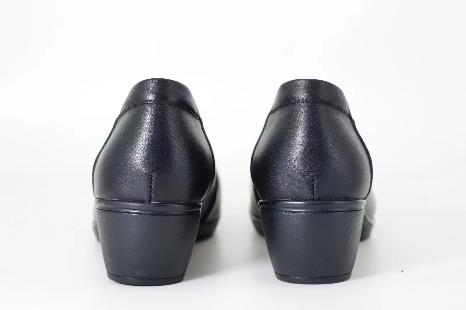 天鸣女凉全皮防滑耐磨减震单皮鞋 劳保鞋源头工厂可来样定制35-46码双高清大图