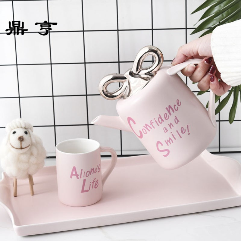 鼎亨蝴蝶结泡茶壶陶瓷茶壶家用凉水壶茶杯整套茶具套装结婚礼品摆