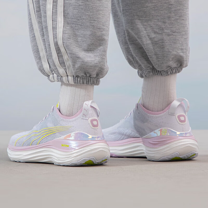 彪马(PUMA)女鞋户外出行运动鞋透气轻便休闲鞋缓震耐磨跑步鞋 379567-02