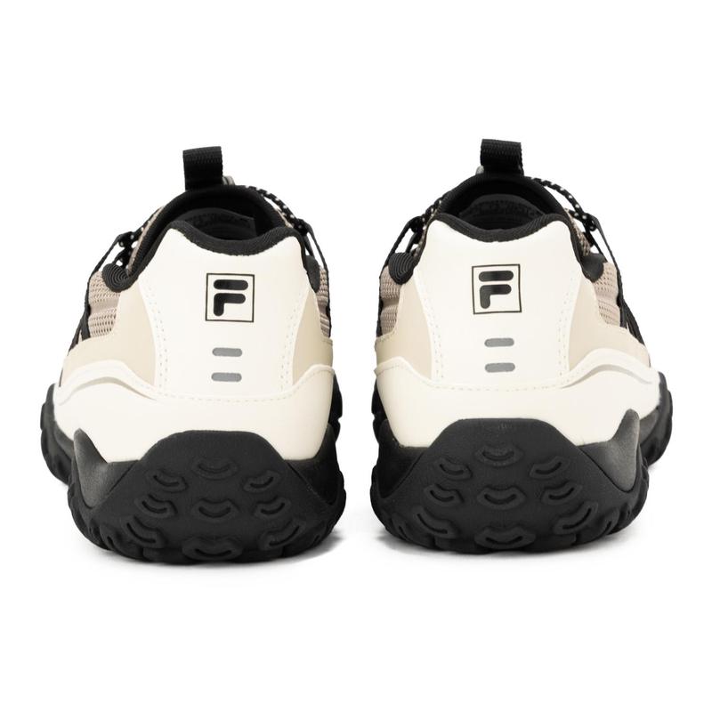 FILA中性跑步鞋黑白灰拼接复古潮流休闲运动鞋高清大图
