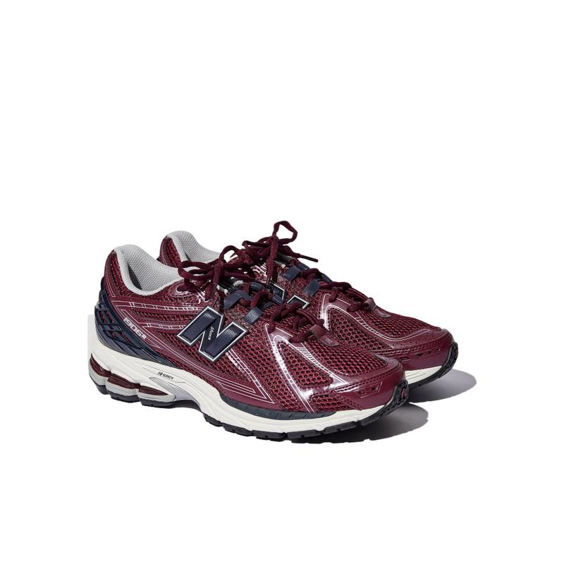 新百伦(New Balance)运动鞋男鞋跑步鞋男女同款休闲鞋潮牌经典徽