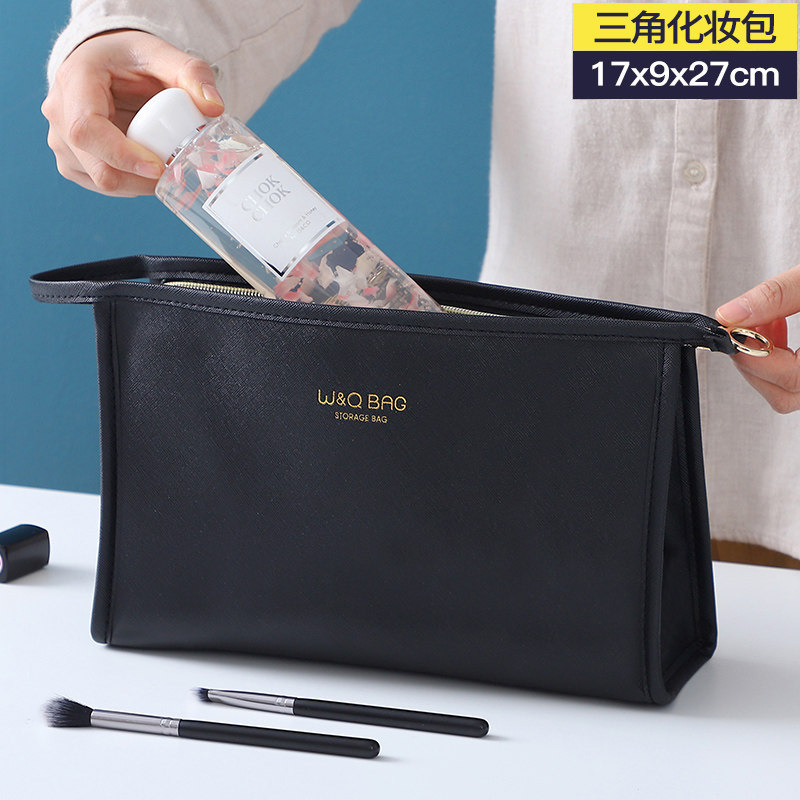 化妆包网红ins风超火简约便携女随身化妆品收纳袋防水旅行收纳包收纳袋 三维工匠 三角包-黑色化妆包【牙签纹款】