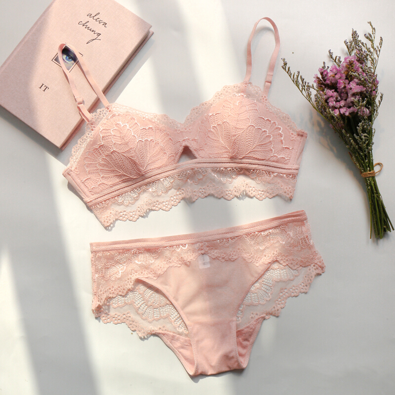 法式性感brlette镂空蕾丝无钢圈文胸套装款少女三角杯内衣