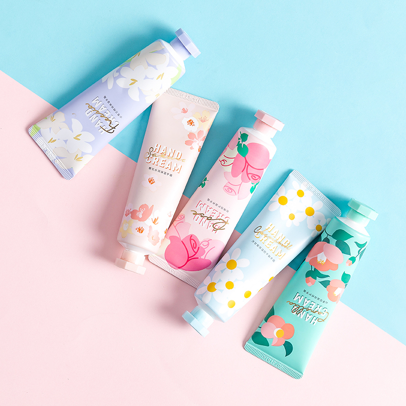名创优品(miniso) 手霜女冬季防干裂男便携小巧随身装滋润保湿补水[洋甘菊保湿防干裂手霜]