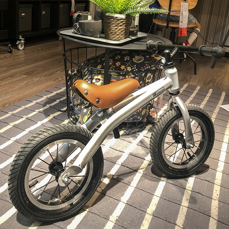 儿童滑步车平衡车男女宝宝学步玩具自行车136岁溜溜车滑行车