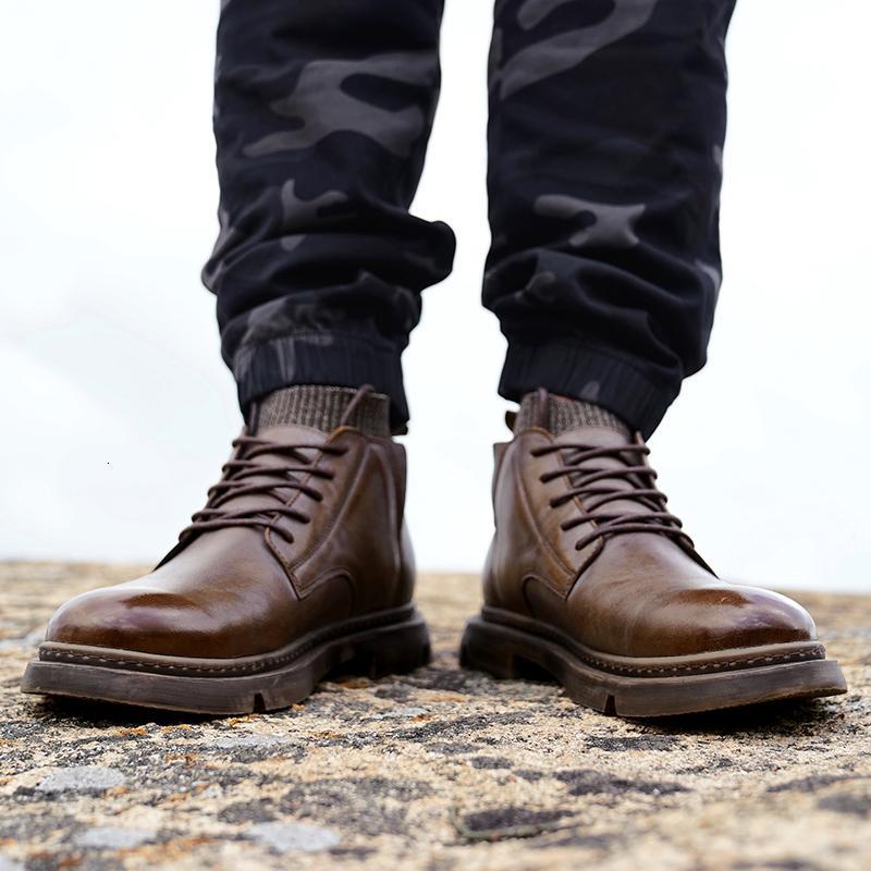 骆驼动感秋冬中帮马丁靴男士真皮工装靴高帮皮靴英伦风短靴男靴子
