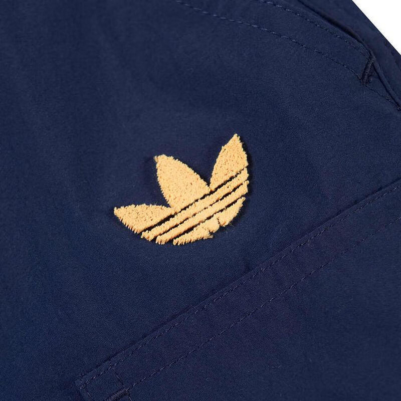 adidas阿迪达斯三叶草2024夏季款男子工装速干短裤五分裤 JI7235