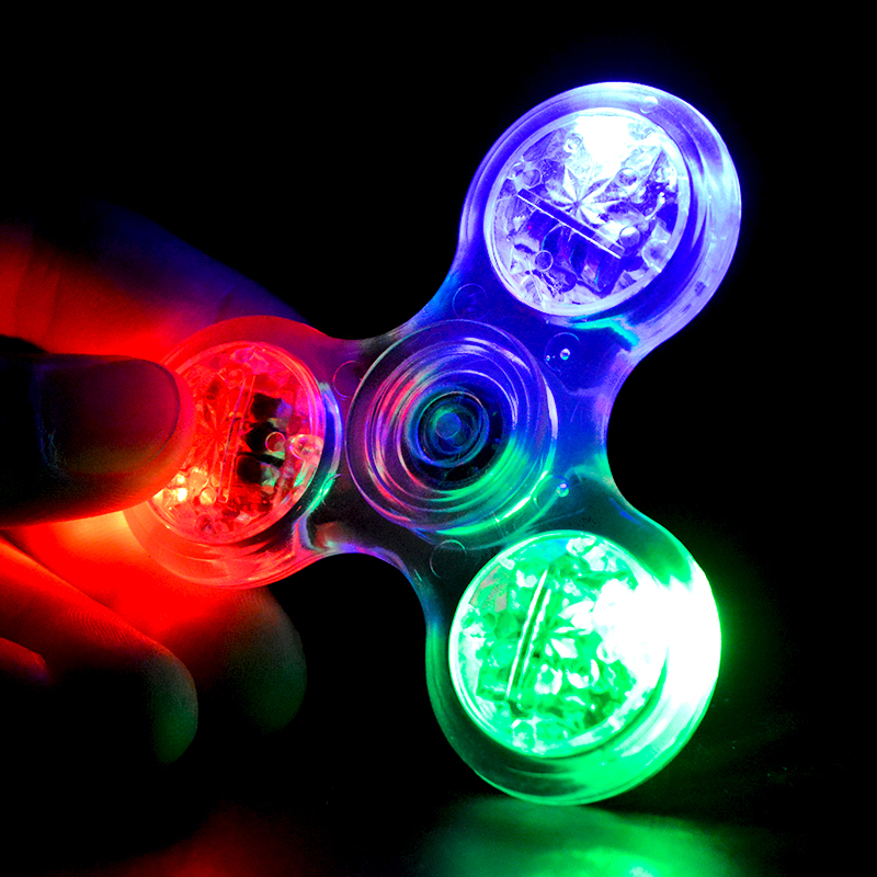 灯光水晶指尖陀螺多彩发光手指陀螺减压玩具高速旋转陀螺发光玩具无