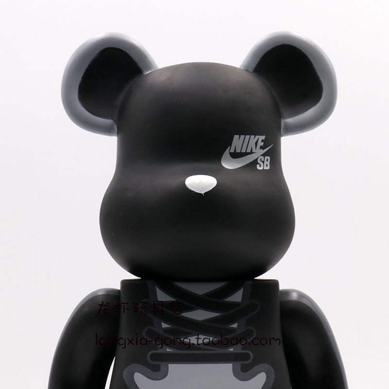 bearbrick积木熊暴力熊 x 耐克sb 玩具