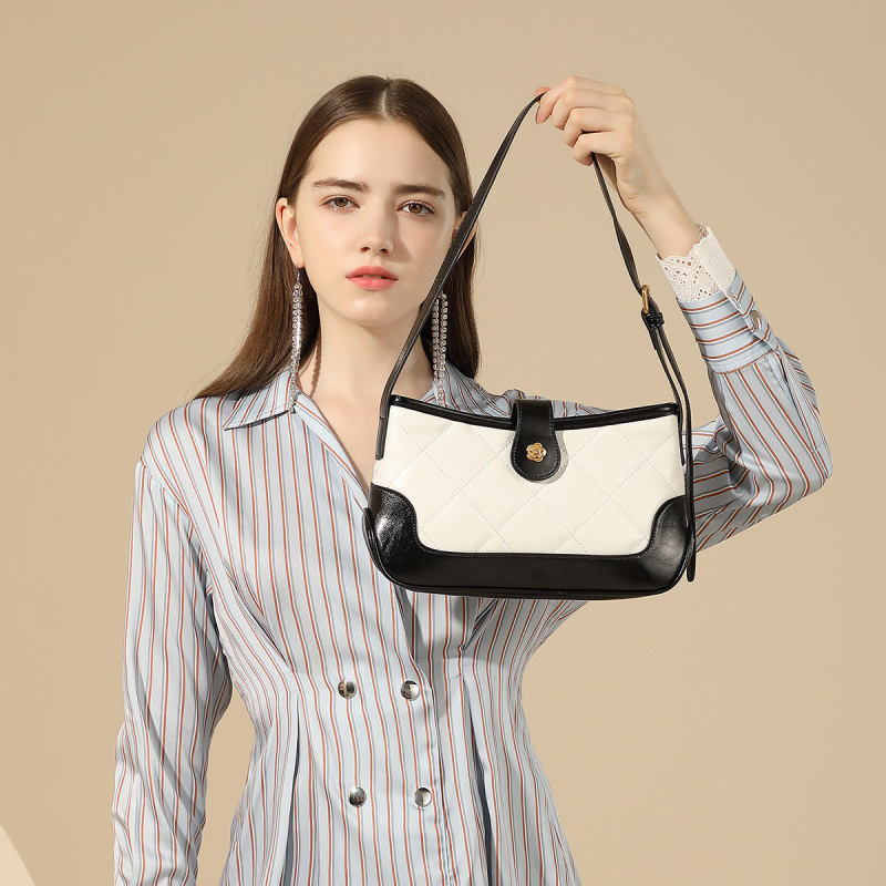 马克华菲女包斜挎包菱形链条包单肩包大容量牛皮斜挎包