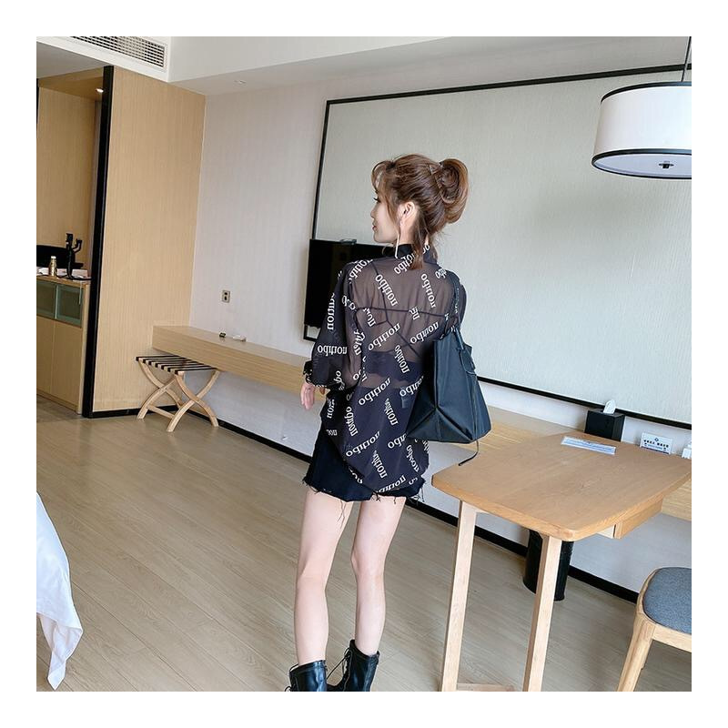 艳如飞港风衬衫女设计感小众夏季显瘦韩版时尚中长款字母印花心机上衣潮衬衫