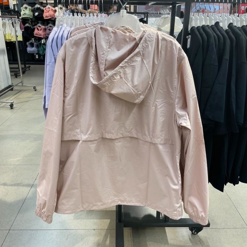 NIKE耐克连帽外套运动休闲舒适梭织女装夹克DM6179-601 DaR高清大图