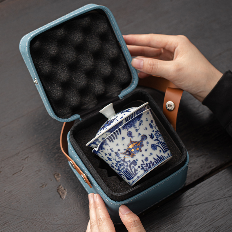 苏氏陶瓷(SUSHI CERAMICS)柴窑青花描金鱼藻纹盖碗旅行便捷茶具非遗大师苏爱珍作品