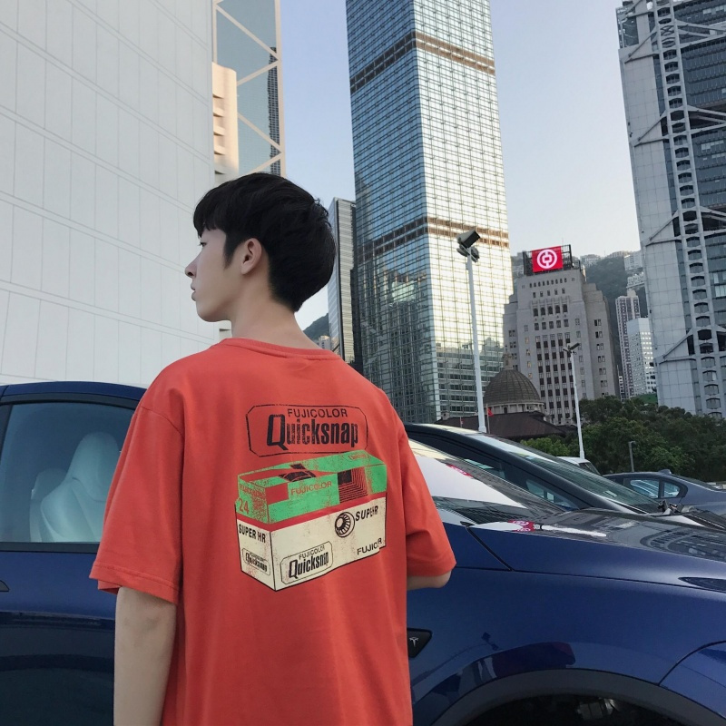 2018夏季年轻彩色印花Tee韩版圆领短袖T恤男装帅气个性体恤衫潮牌