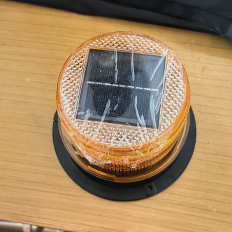 西瑞思 磁吸式太阳能警示灯 94*128*95mm 个高清大图