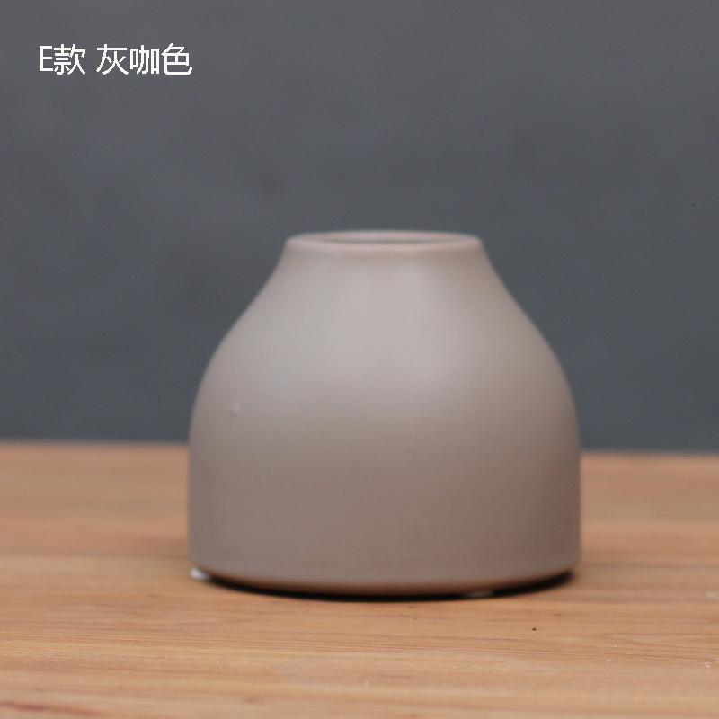 中式黑白色简约陶瓷小花瓶家居装饰品摆件日式极简花插 三维工匠 E款灰咖色