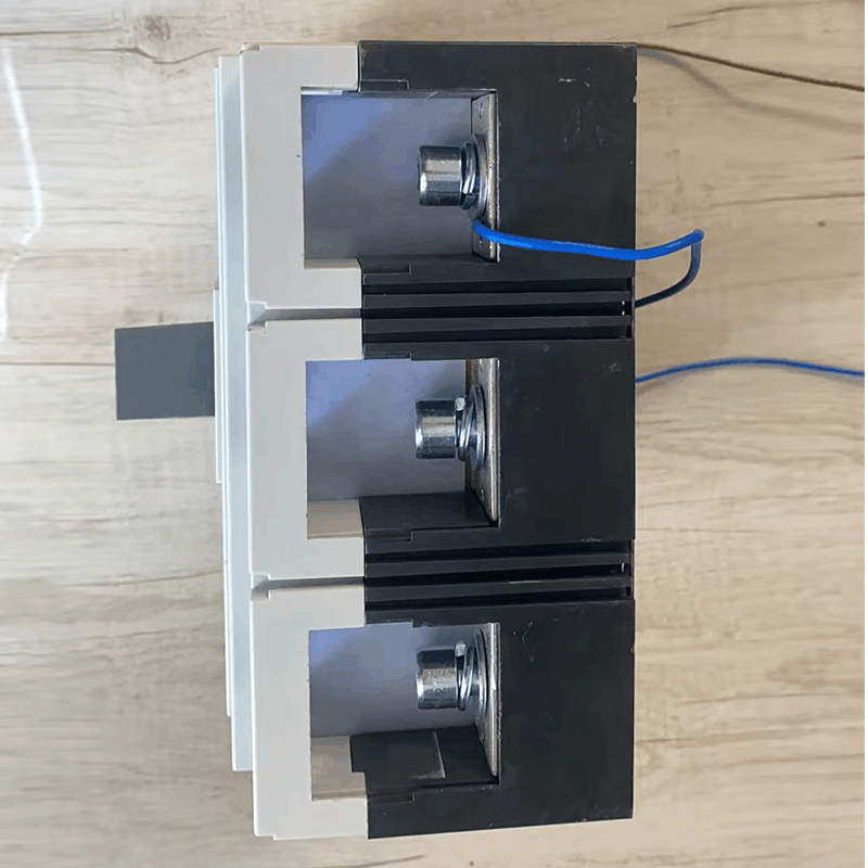 卓文(ENJOYWIN)电子式智能塑壳断路器630A图片