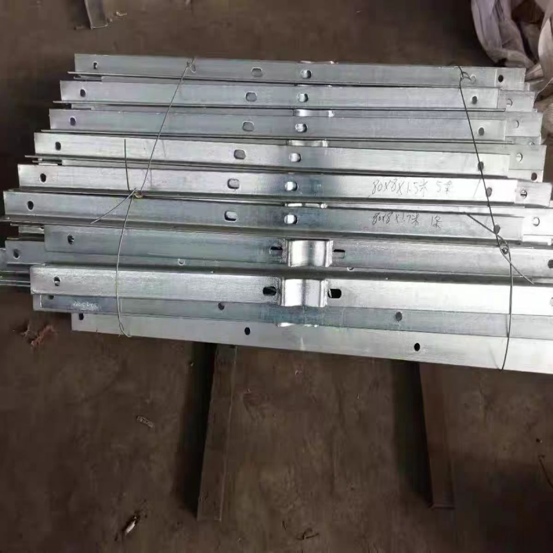 WJ 6mm*63mm*1800mm 热镀锌高压横担根高清大图