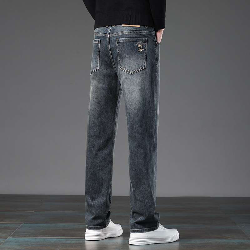 广东新塘牛仔长裤男式后袋刺绣设计帅气潮流百搭轻商务高档直筒裤