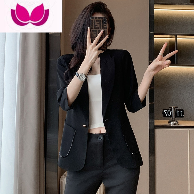 七斓白色小西装外套女2023夏季薄款设计感气场强大职业休闲小西服套装