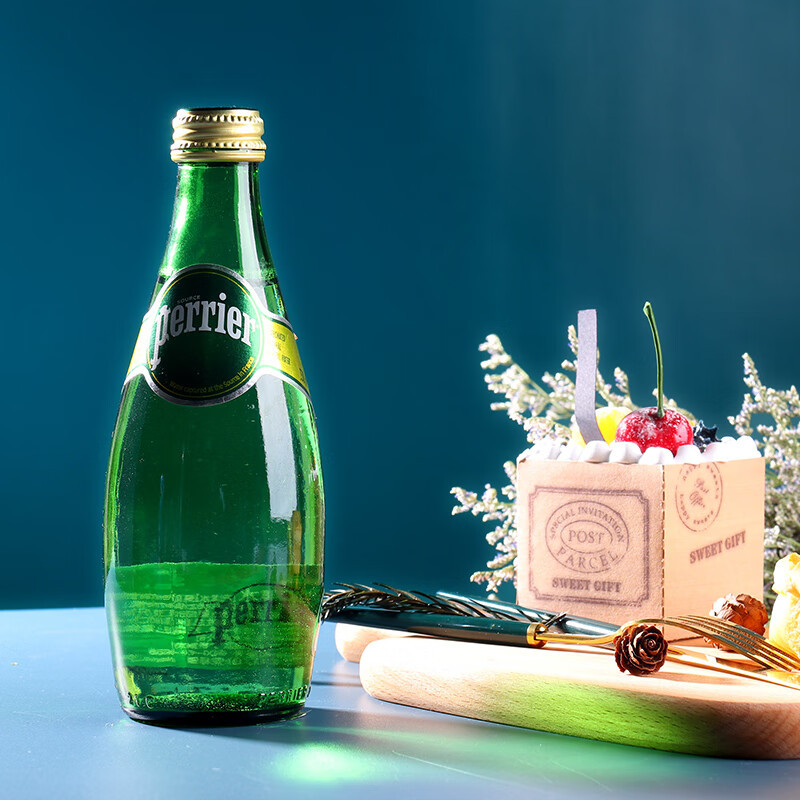 巴黎水perrier 法国原装进口气泡水 原味天然矿泉水 330ml*24瓶(单位