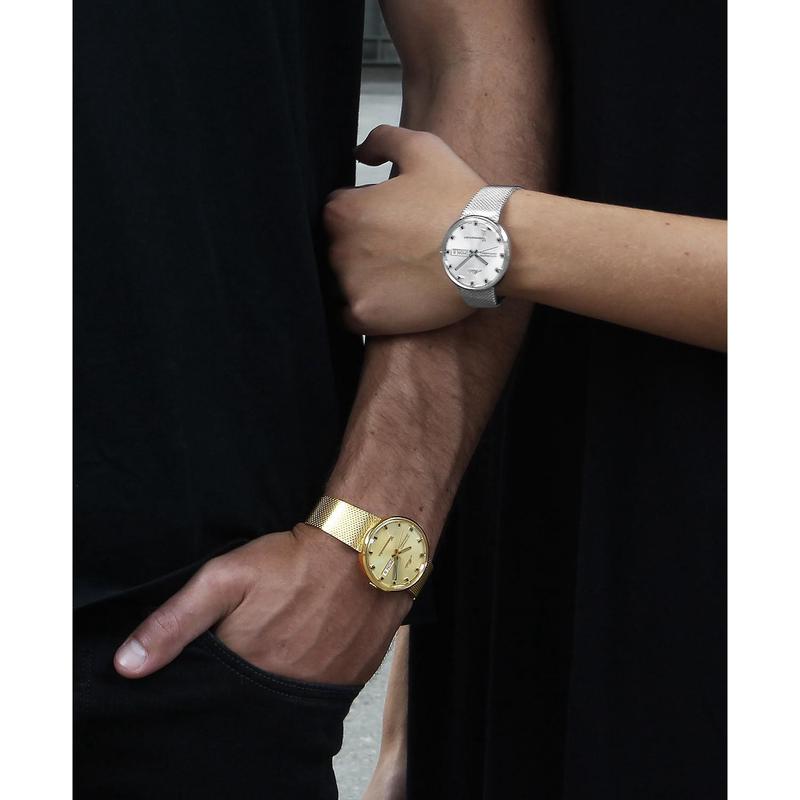 Mido男士黄金调自动机械腕表mm时尚日历防水名品腕表高清大图