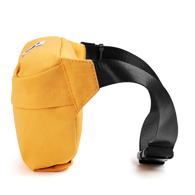 爱华仕（oiwas）斜挎包 男女史努比联名款 休闲潮流胸包 韩版百搭学生时尚腰包 OCY5653高清大图