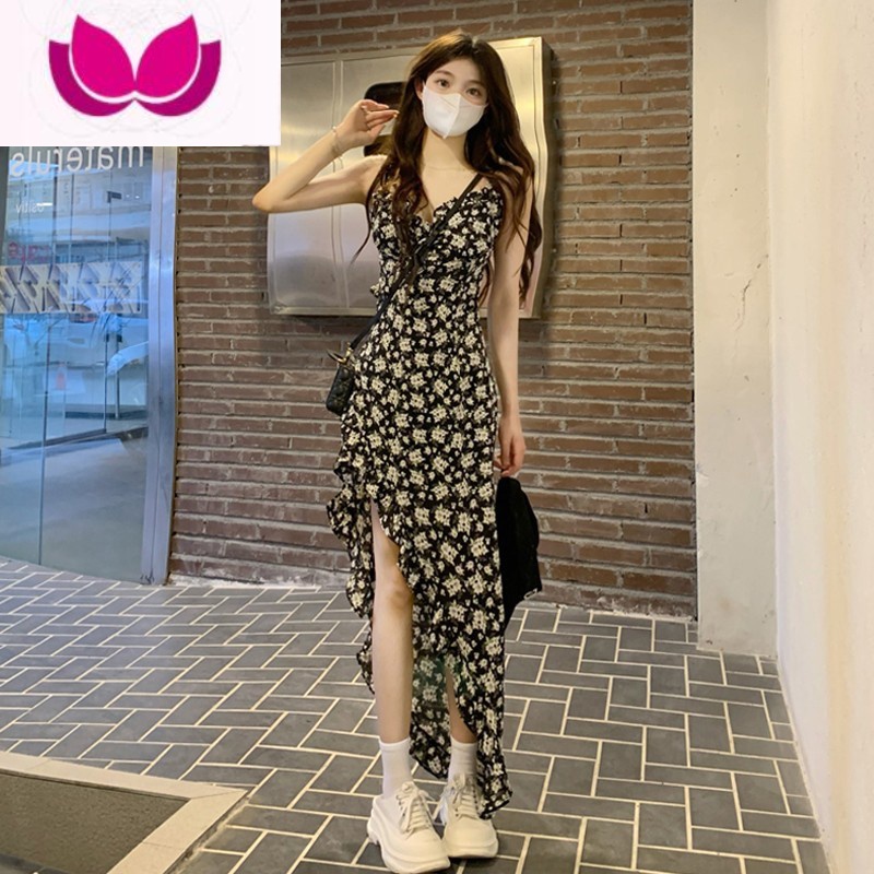 七斓夏季女装法式气质高级感海边吊带碎花连衣裙子小众设计轻熟风套装高清大图