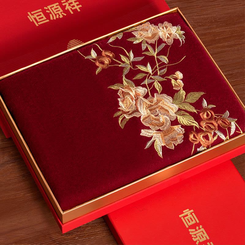 恒源祥秋冬红色羊毛披肩刺绣妈妈羊绒围巾礼服旗袍喜婆婆婚宴外搭图片