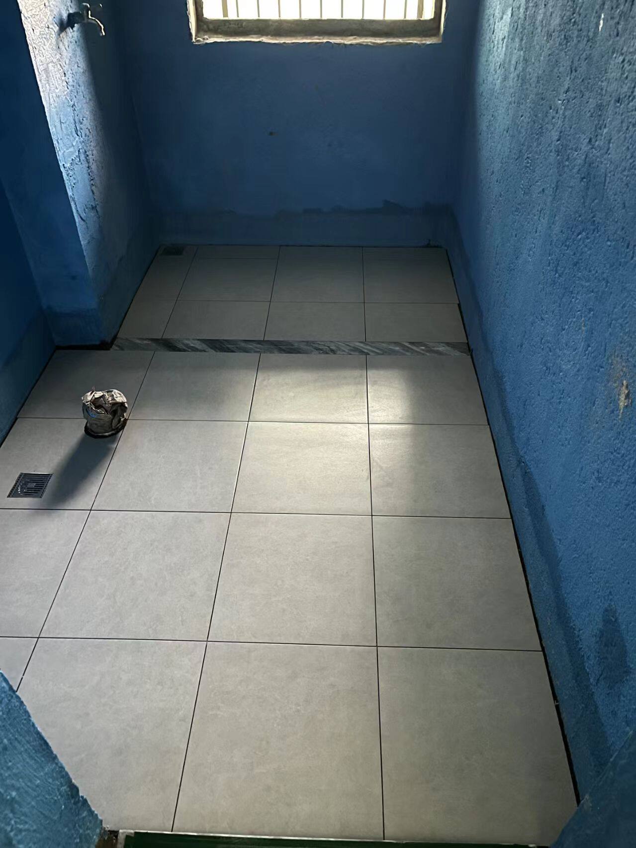晨以橙防滑地砖 300*300mm 块高清大图