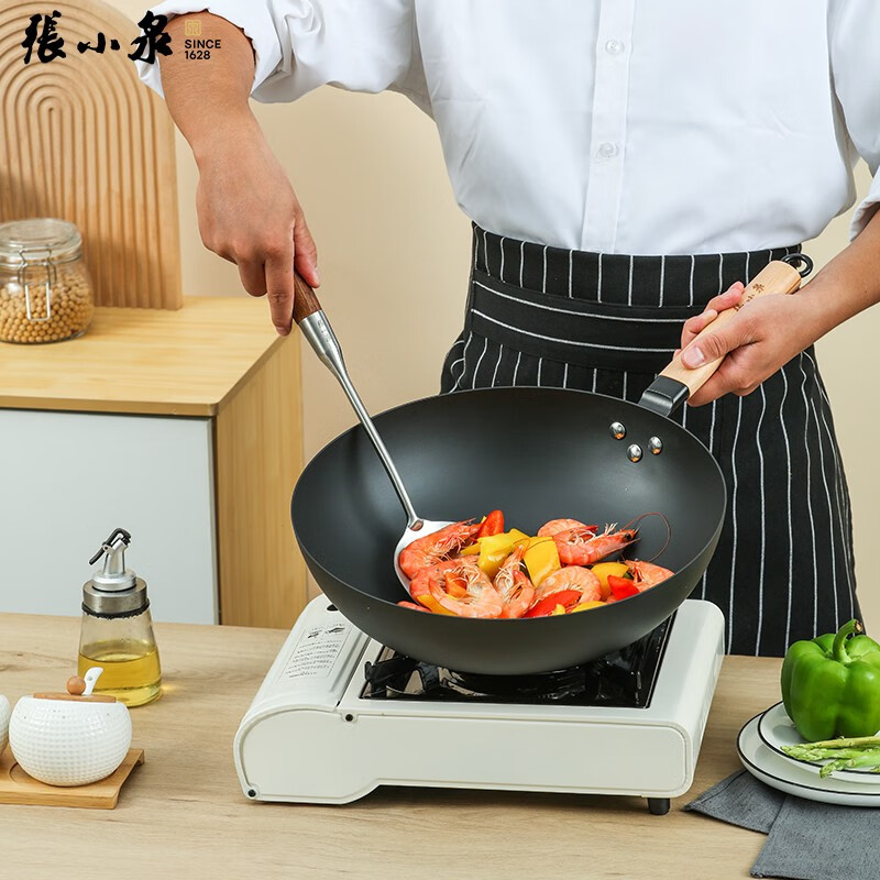 张小泉炒锅 锅具 无涂层锅具真不锈精铁炒锅燃气专用炒菜锅 铁锅 C30920100香飘万家爆炒锅 32cm高清大图