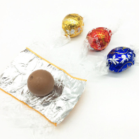 瑞士进口Lindt 瑞士莲软心巧克力(黄盒)混合精选口味约50粒600g分享装婚庆喜糖巧克力
