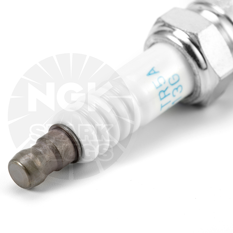 NGK铱铂金火花塞ILTR5A-13G 3811单支装马自达3/5/6/8/睿翼/CX-7/MX-5/奔腾B70B90