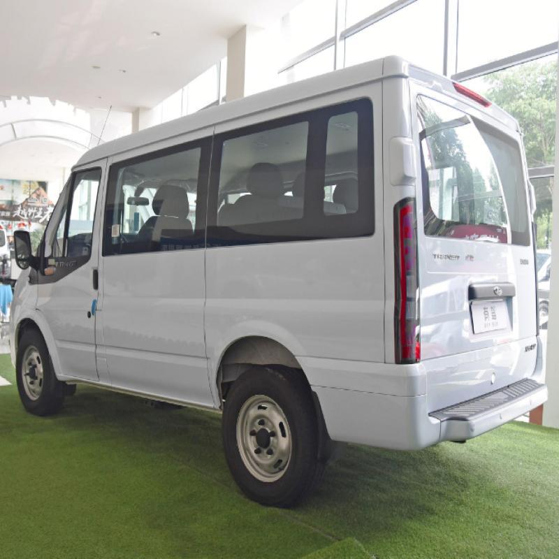 福特全顺 2020款 2.0T汽油多功能商用车中轴低顶双开尾门国VI 白色