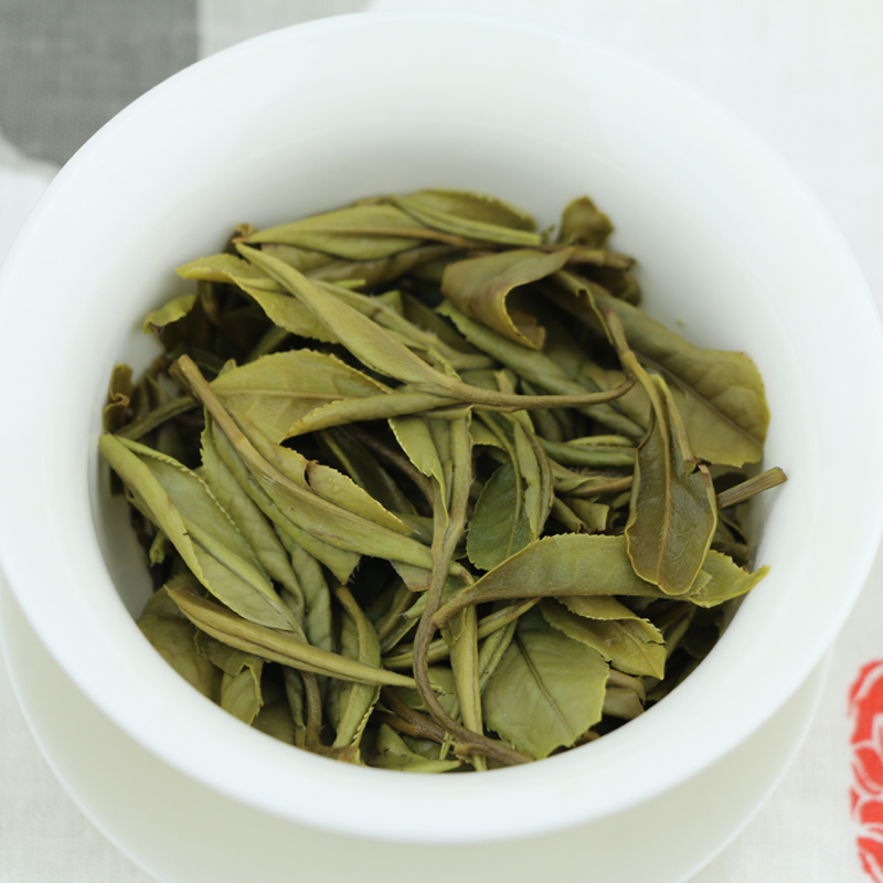 花祈鸿运白茶200克桶高清大图