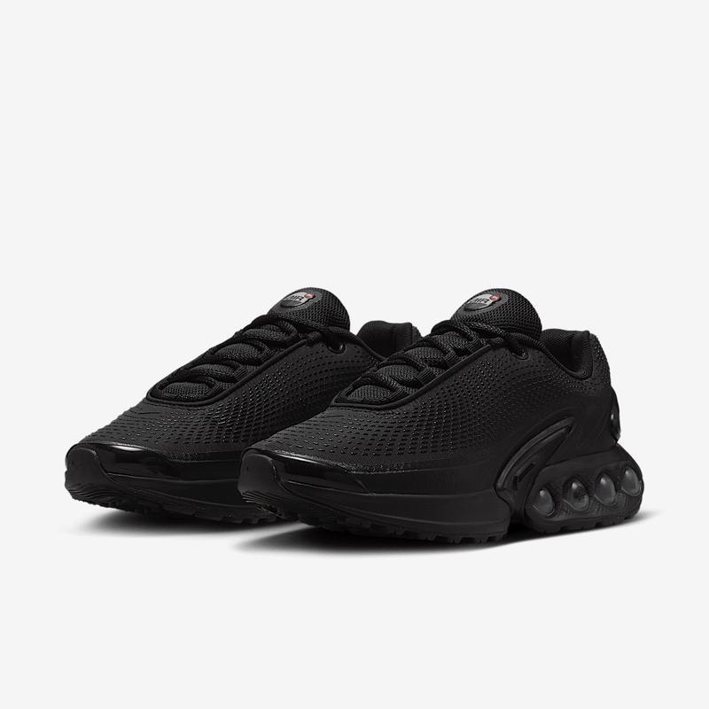 耐克(NIKE)女款跑步鞋Air科技减震透气舒适运动休闲鞋