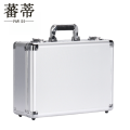 蕃蒂手提箱