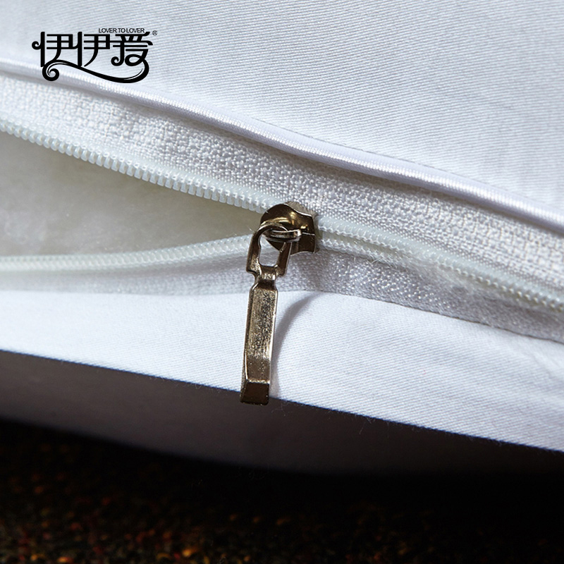 伊伊爱 YJD25370 经典刺绣全棉羽丝绒枕芯 48*74cm高清大图