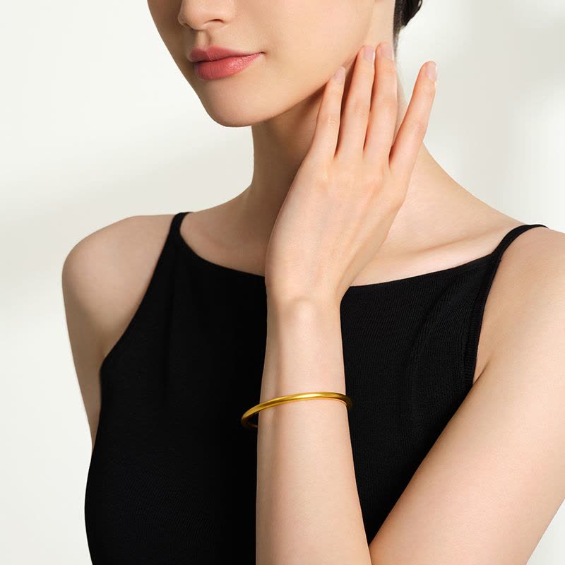 周大福传承系列婚嫁古法金 足金黄金金镯计价(工费:2780元)F209000图片