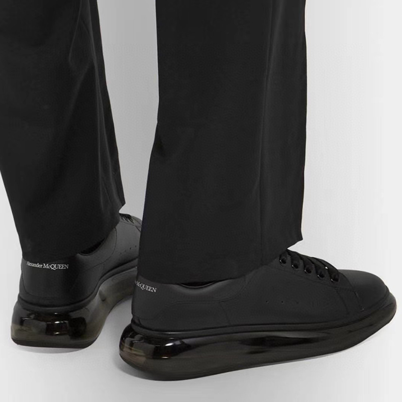 亚历山大麦昆alexandermcqueen新款气垫鞋奢侈品经典黑尾牛皮休闲鞋
