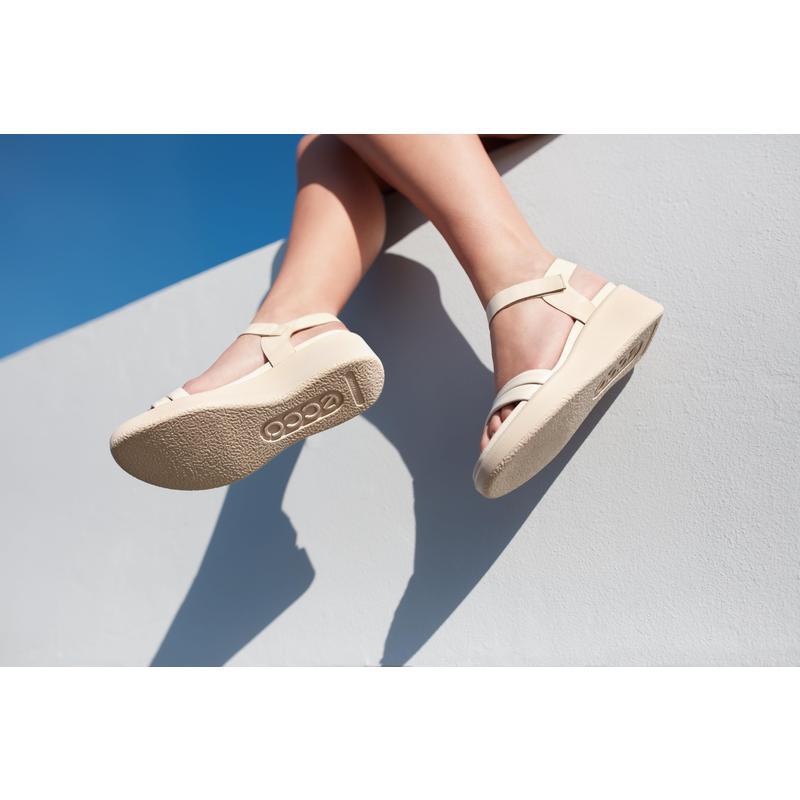 服装鞋帽>女鞋>女士凉鞋>爱步(ecco)>爱步(ecco)822073女士凉鞋>