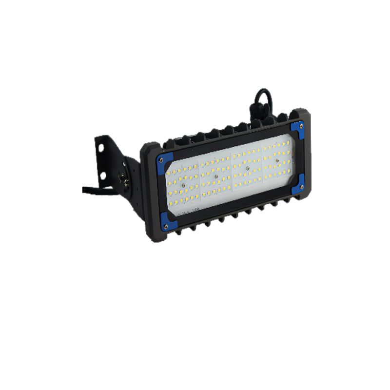 欧辉照明 (OHUIZAOMIN) LED投光灯 OHSF9792-50W 个高清大图