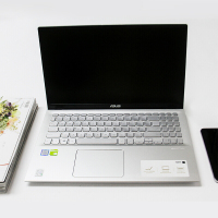 【400神券】华硕（ASUS）vivobook15S 2020款V5000 Y5200JB i5十代 8G内存 512GB固态 2G独显 天选 轻薄本游戏笔记本电脑