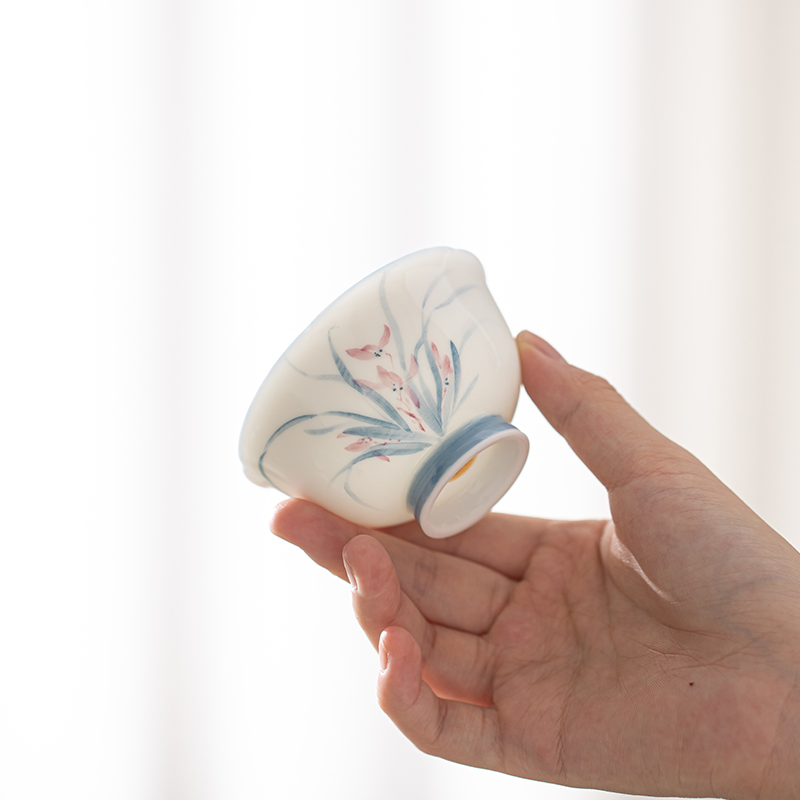 苏氏陶瓷(SUSHI CERAMICS)手绘羊脂玉瓷花瓣兰花茶杯主人杯大号品茗杯高清大图